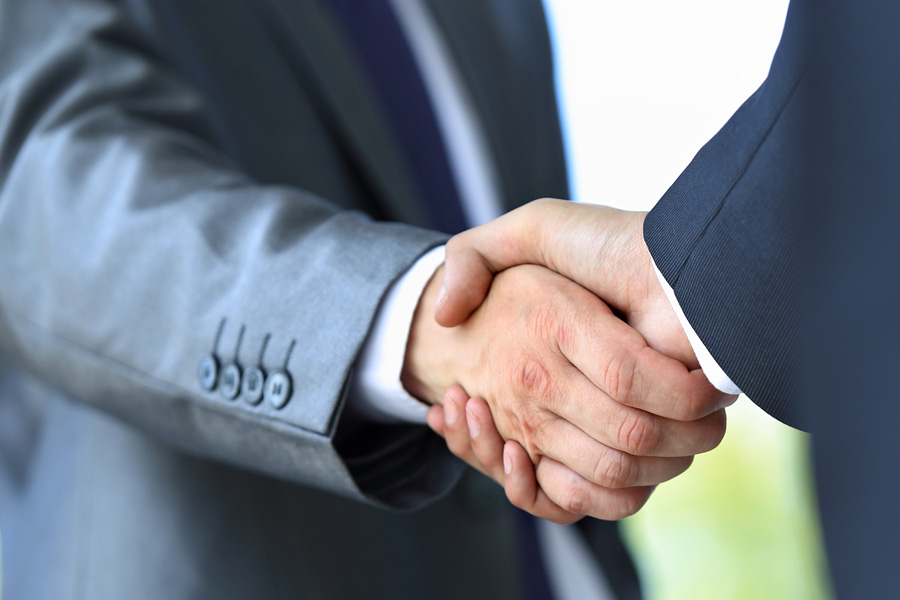 上海撫養權糾紛律師視角:兩歲半小孩父母離婚撫養權歸屬問題