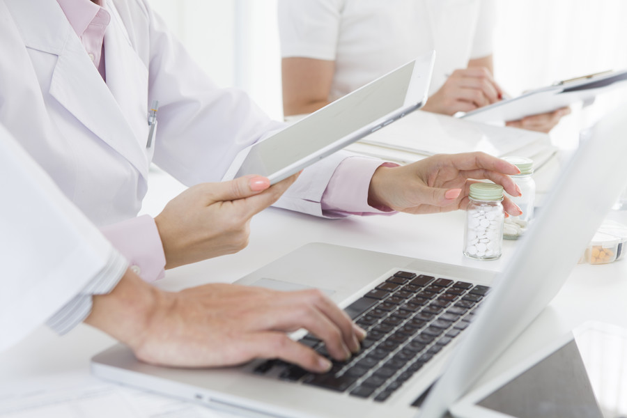 社會對家庭暴力的反應(yīng)和支持:構(gòu)建全面的援助體系 —— 上海婚姻律師視角