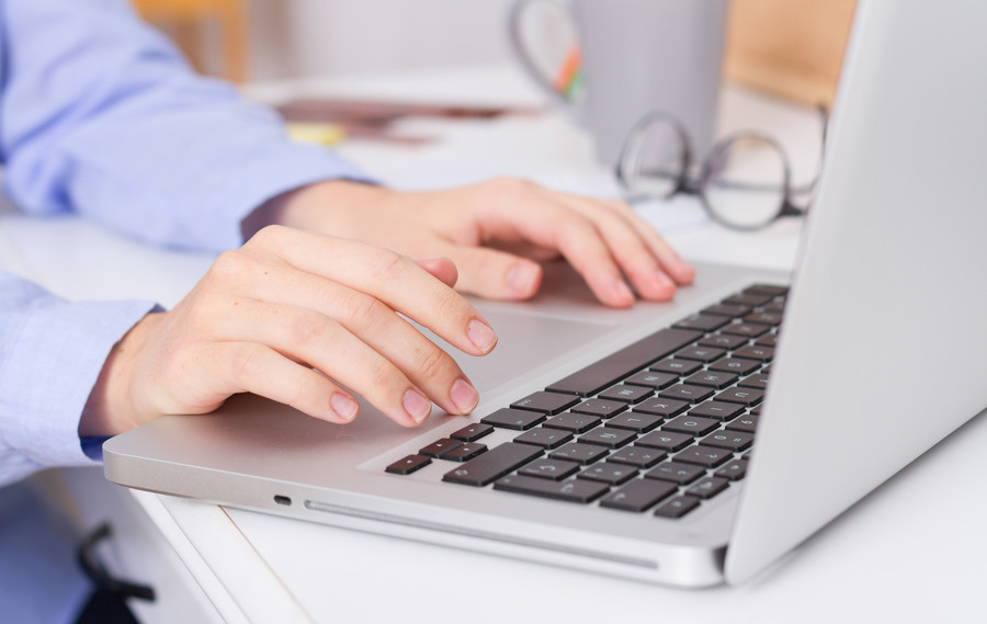 上海離婚協議律師視角:房產分割與生育爭議——一對夫婦離婚案的法律啟示