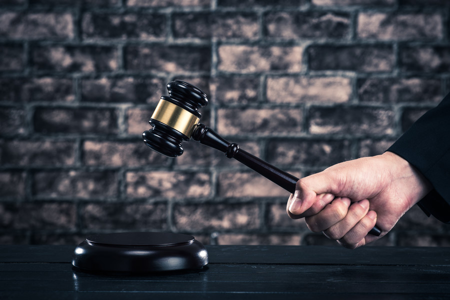 上海離婚律師視角：妻子起訴離婚男方不出庭的判決情況分析