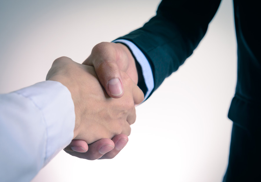 上海婚姻律師視角：女方起訴離婚男方不出庭的判決情況分析