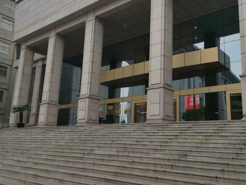 出軌對于離婚分財產的影響都有哪些？上海離婚訴訟律師為您講解