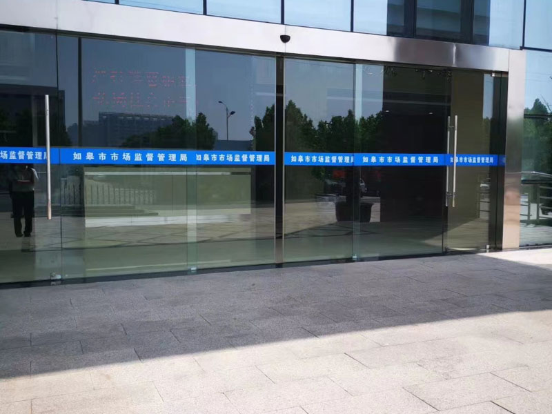 上海法律離婚律師來講講因同居關系而索要青春損失費的是否應當支持