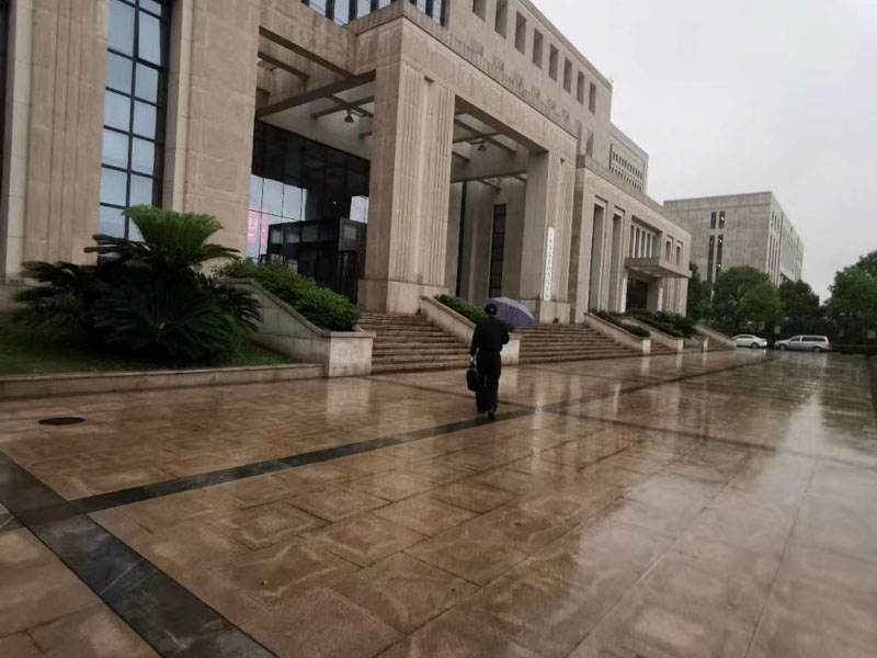 離婚協議中財產贈予子女條款是否可由一方撤銷？上海離婚協議律師告訴您