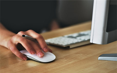 問上海離婚網律師滿18歲后父母離婚可以誰都不跟嗎