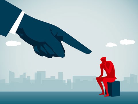 夫妻離婚后子女讀大學(xué)的費(fèi)用誰(shuí)承擔(dān) 夫妻離婚后子女讀大學(xué)的費(fèi)用誰(shuí)承擔(dān)