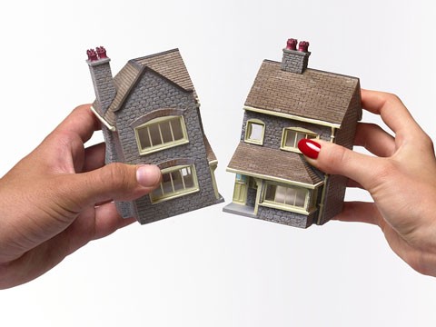 嘉定律師離婚時共有房產如何轉讓